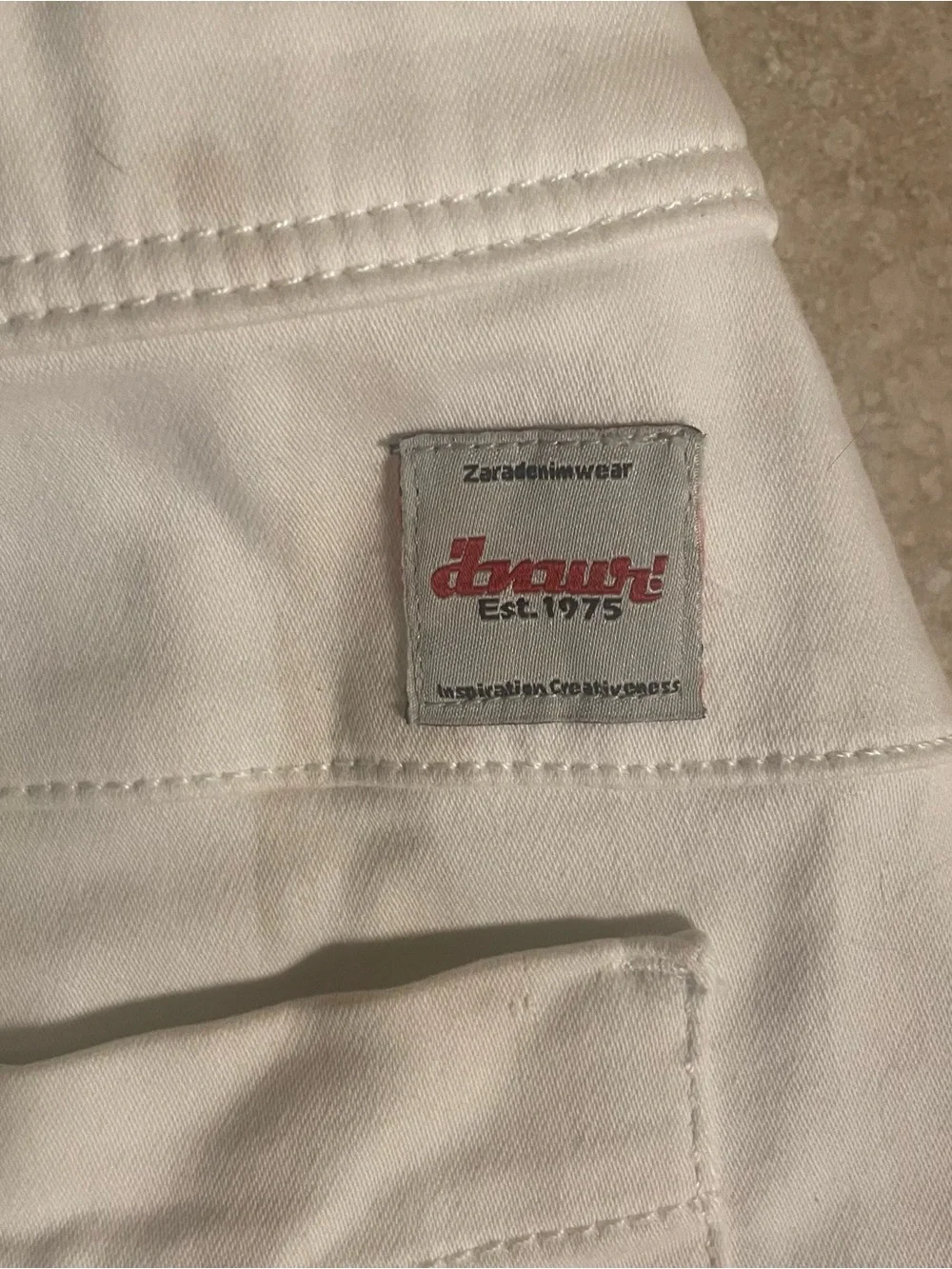 Zara Men’s White Athletic Drawstring Shorts